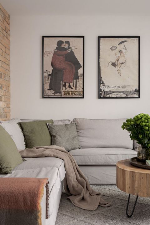 przytulny salon w domu architektki wnętrz Mai Różańskiej