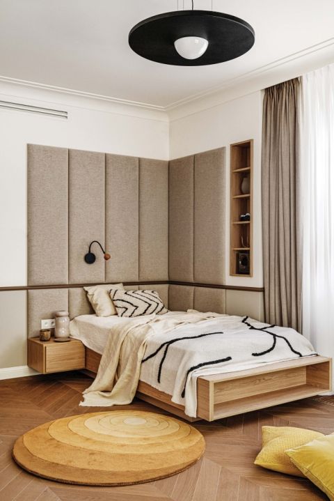 mała sypialnia w willi w stylu art deco