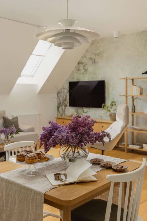 jadalnia i salon na poddaszu