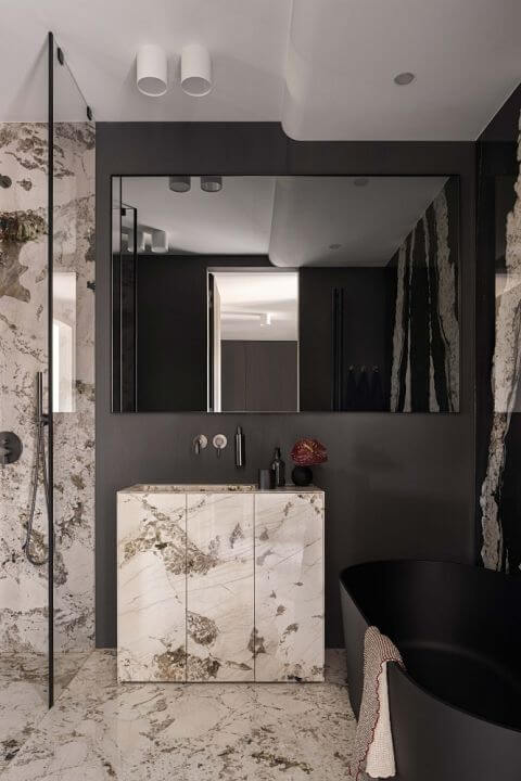 kamień dekoracyjny w łazience