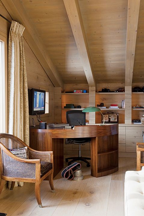 Drewniany dom w górach