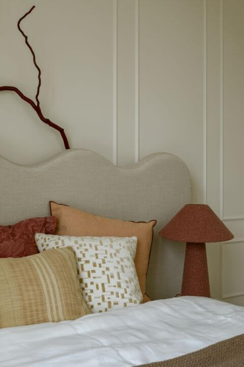 ciepłe i eleganckie wnętrza domu w konstancinie