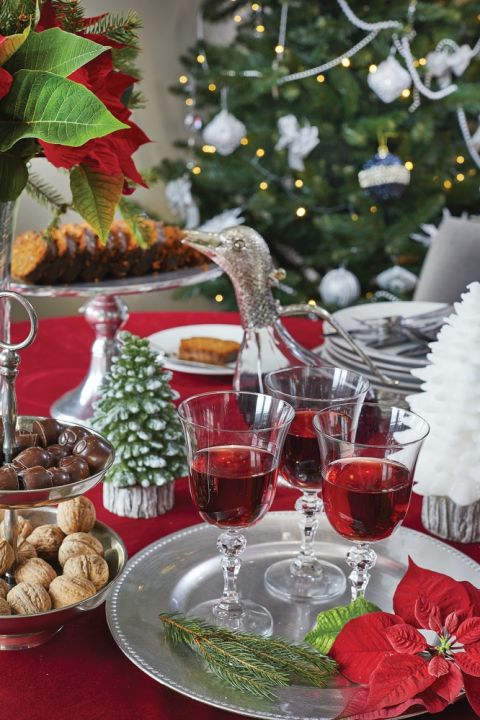 dekoracje świąteczne czerwono srebrne