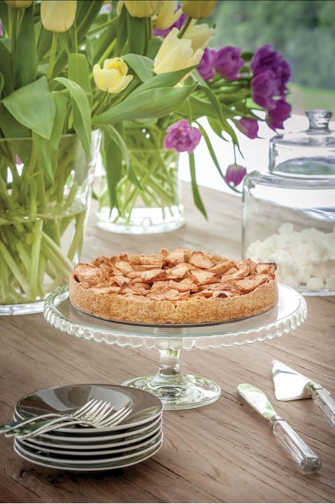 Nowoczesny dom przypominający modernistyczny pawilon wyszedł dokładnie taki, jaki sobie wymarzyli właściciele. Zapraszamy