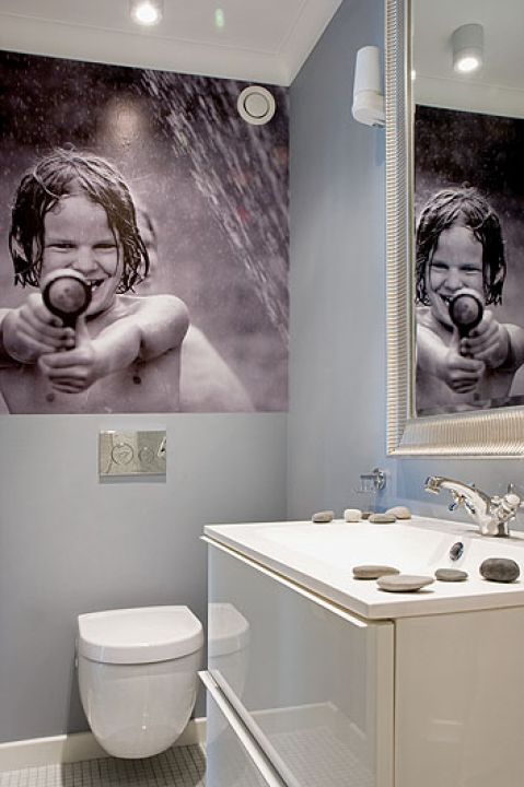 Fototapeta i ściany bez kafelków. Biały apartament nad morzem