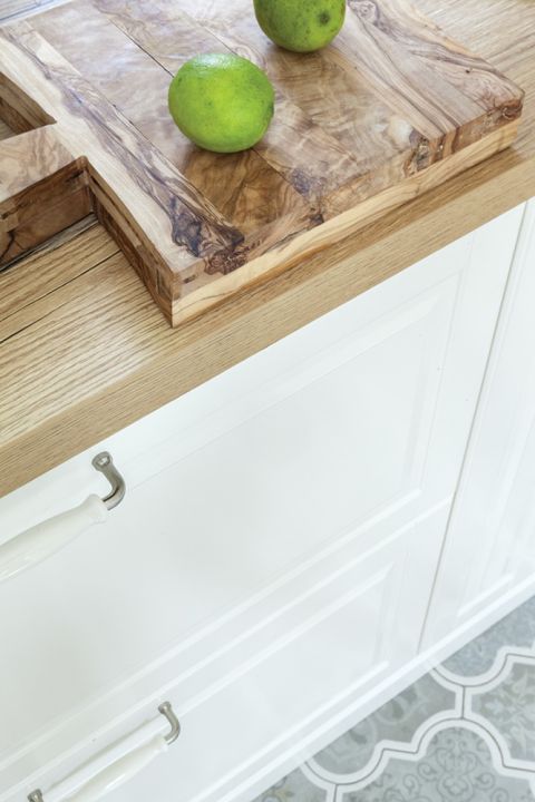 Palazzo z jabłonką – klasyczne wnętrza domu w Szczecinie