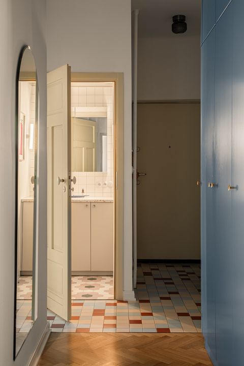 aranżacja mieszkania w modernistycznej kamienicy