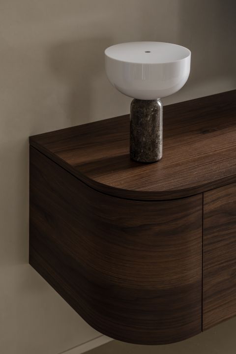 nastrojowe oświetlenie w salonie