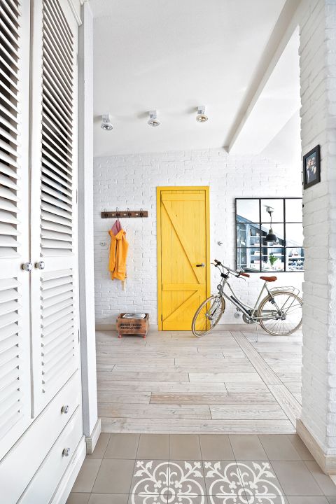 Mieszkanie na poddaszu pełne skosów