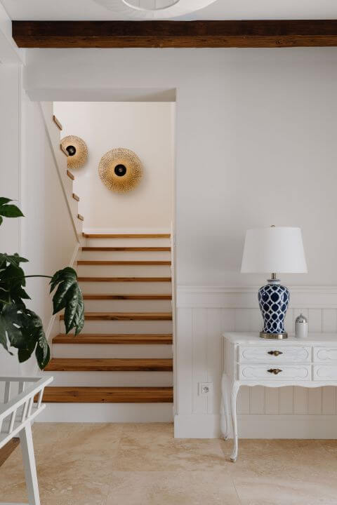 hol przedpokój w wakacyjnym stylu