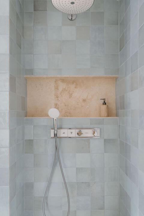 łazienka w wakacyjnym stylu