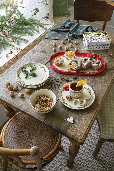 kącik jadalniany w kuchni