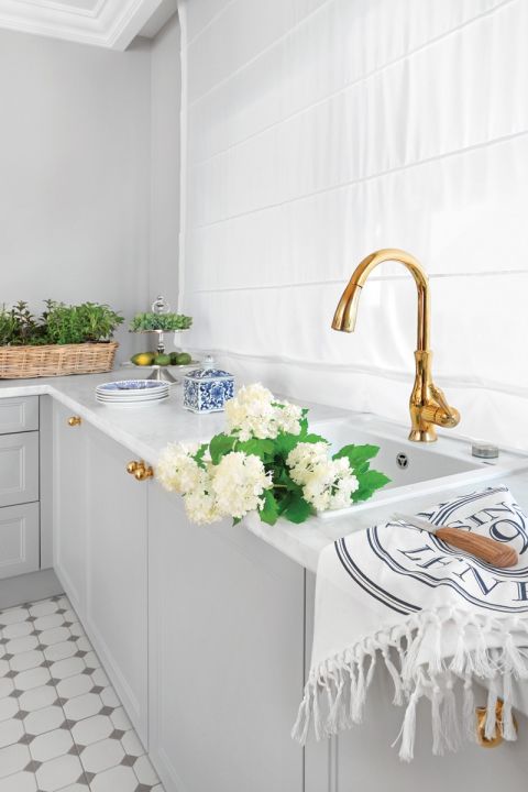 biała kuchnia w stylu hampton