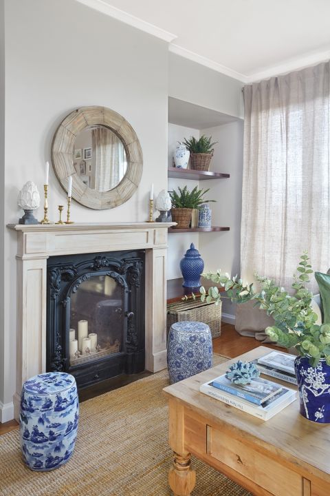 dekoracje do salonu w stylu hampton