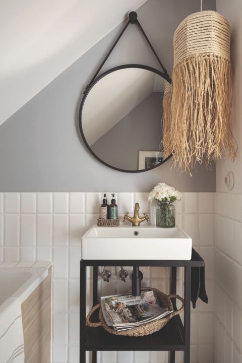 mała łazienka przy sypialni