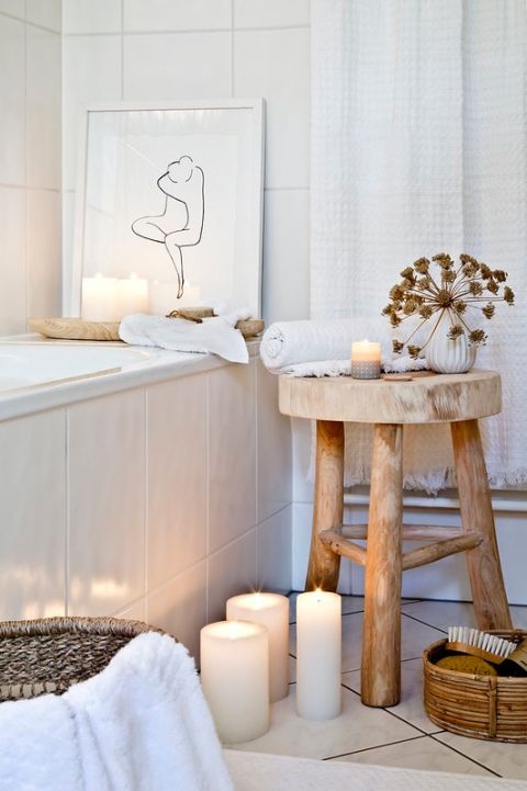 nastrojowe świece w łazience