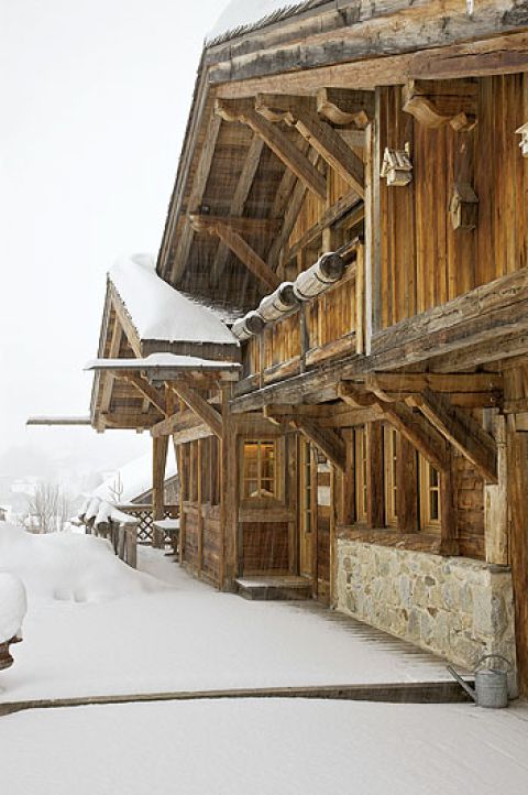 Ludowo, ale nie sztampowo. Klasycznie, ale nowocześnie. Wymarzony dom w górach.