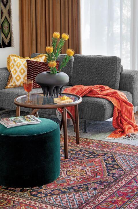 eklektyczne wnętrze pełne kolorów