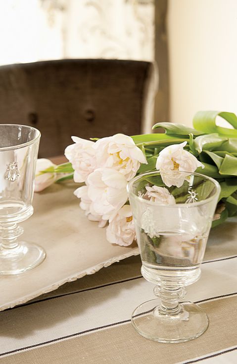 Ten dom w odcieniach kawy z mlekiem miał być lekarstwem na dość przygnębiający moment w życiu Renaty. Czy się