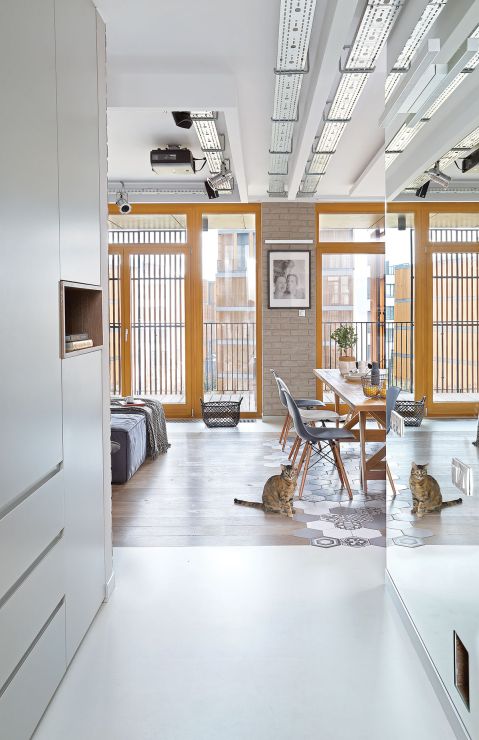 pokój w stylu loftu