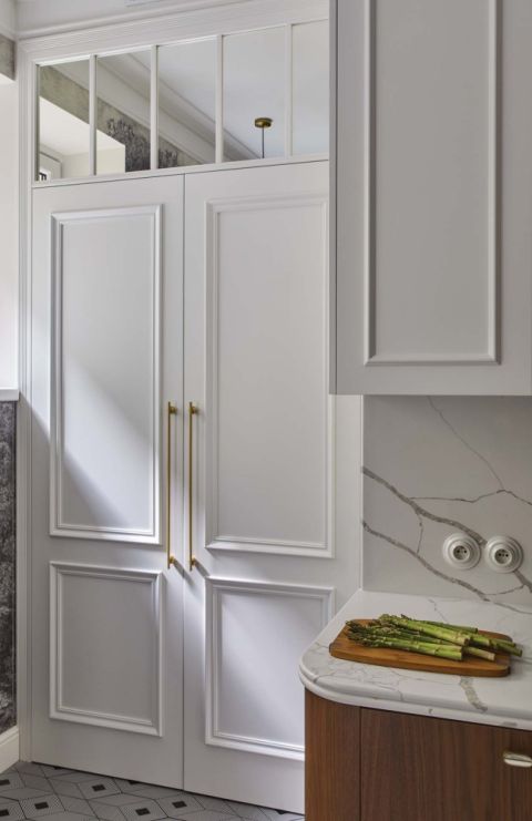 spiżarnia w kuchni aranżacja