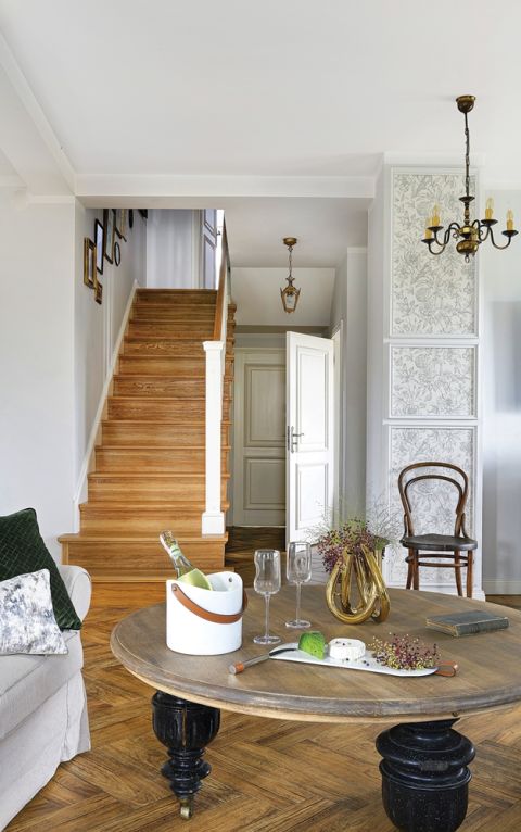 wystrój wnętrza z antykami