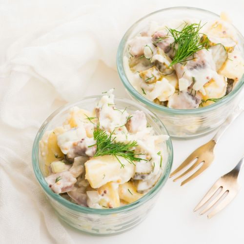 przepis na sałatkę śledziowa z ziemniakami