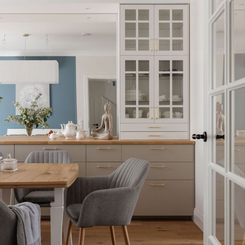 klasyczny dom inspirowany modernizmem