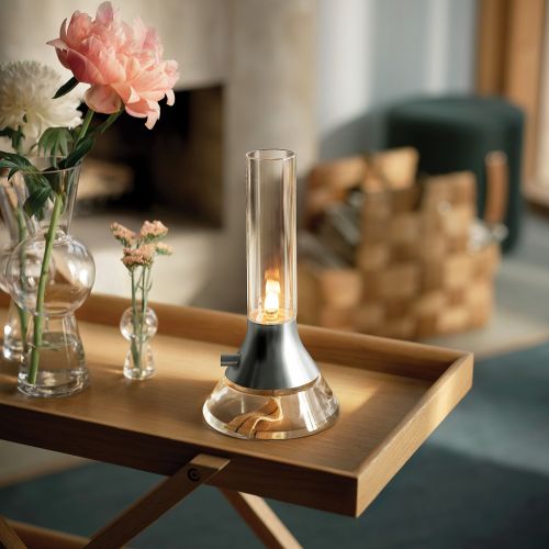 Lampa Fyr nawiązuje do klasycznych lampek naftowych