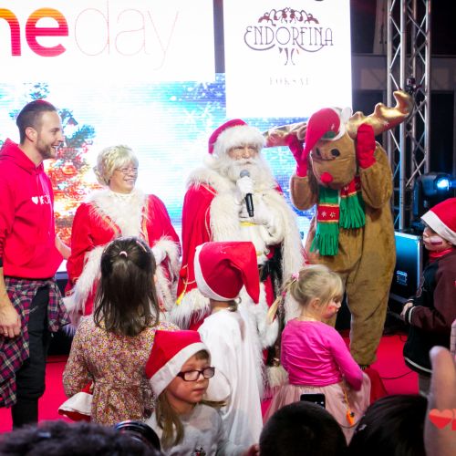Fundacja OneDay wspiera Dzieci z Domów Dziecka i placówek Opiekuńczo-Wychowawczych oraz w trudnej sytuacji materialnej.