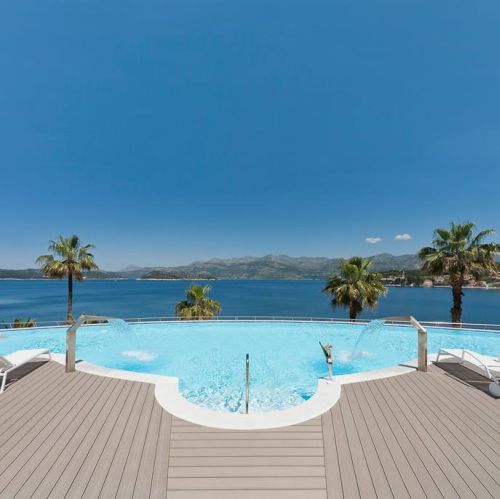 Taras z desek kompozytowych zamiast drewna