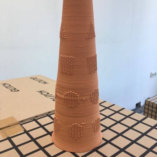 Lampy, wazony, świeczniki i miniszklarnie UAU project wydrukowane na drukarce 3D są ekologiczne, nowoczesne i bajecznie