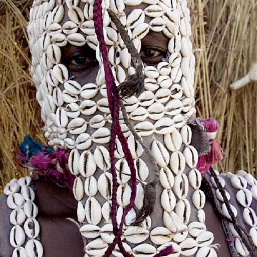 Afrykańska maska rytualna. Fot. EK Pictures