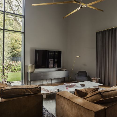 salon w stylu nowoczesnej klasyki