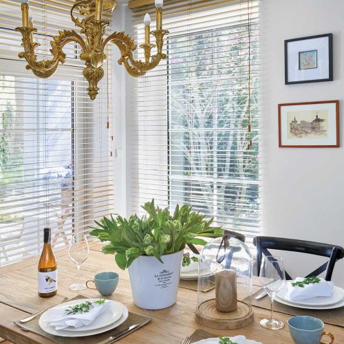 Dom Marzenny Niemoczyńskiej, która ubiera polskie gwiazdy, powstał z katalogu kupionego w USA. Tylko jej