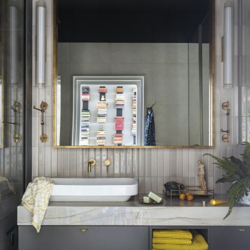 aranżacja łazienki w mieszkaniu w kamienicy