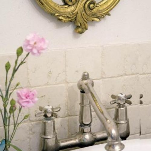 Bateria z targu staroci. W krakowskiej kamienicy