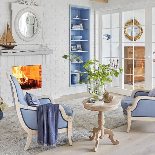 biała cegła w salonie