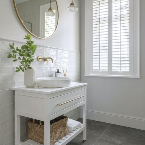 biało szara łazienka