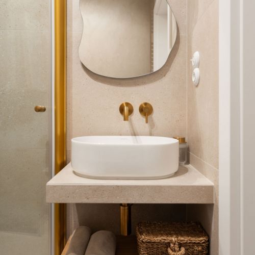 blat pod małą umywalkę