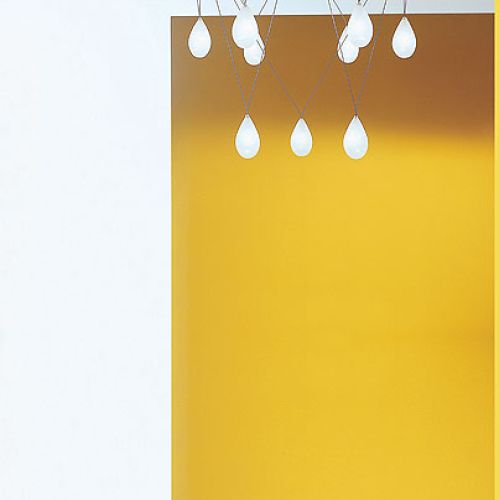 Błyszczące mleczne krople Lumiere zaprojektowane przez Pepe Tanziniego. ALBUM