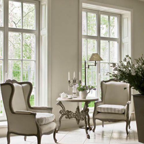 Bretońska architektura przeniesiona do Puszczy Kampinoskiej.