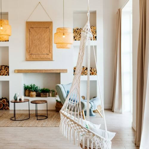 bujane siedzisko w pokoju