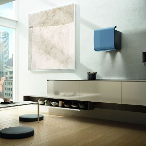 Carre blue 45 to minimalistyczny okap w kształcie litery C dostępny w wersji pochłaniacz pasuje