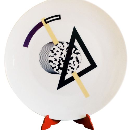 Dobre zestawienie: czerwień i biel we wnętrzu