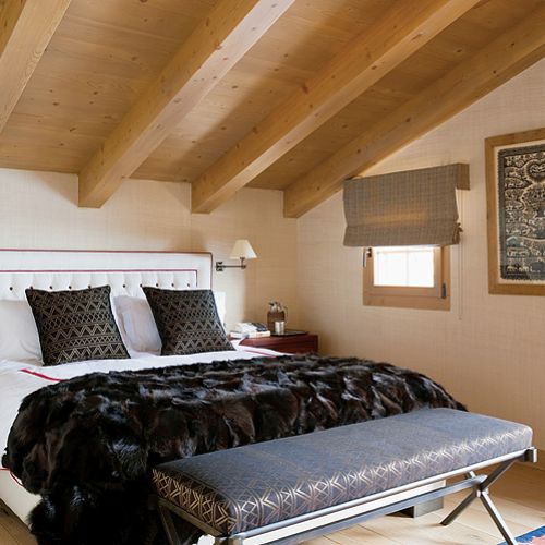 Drewniany dom w górach