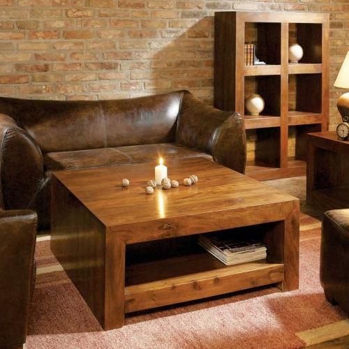 Ciężkie, solidne meble z egzotycznego drewna najlepiej sprawdzą się we wnętrzu rustykalnym. BELBAZAAR