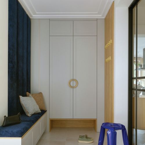 co na ścianę do przedpokoju