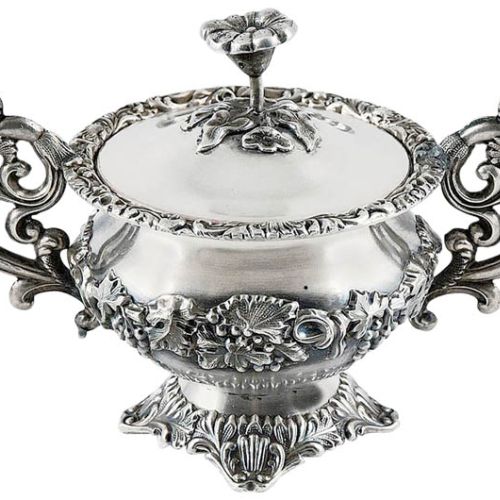 Cukiernica jak waza, J. Fraget. Platery – srebro dla wszystkich