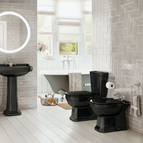 czarna umywalka w łazience